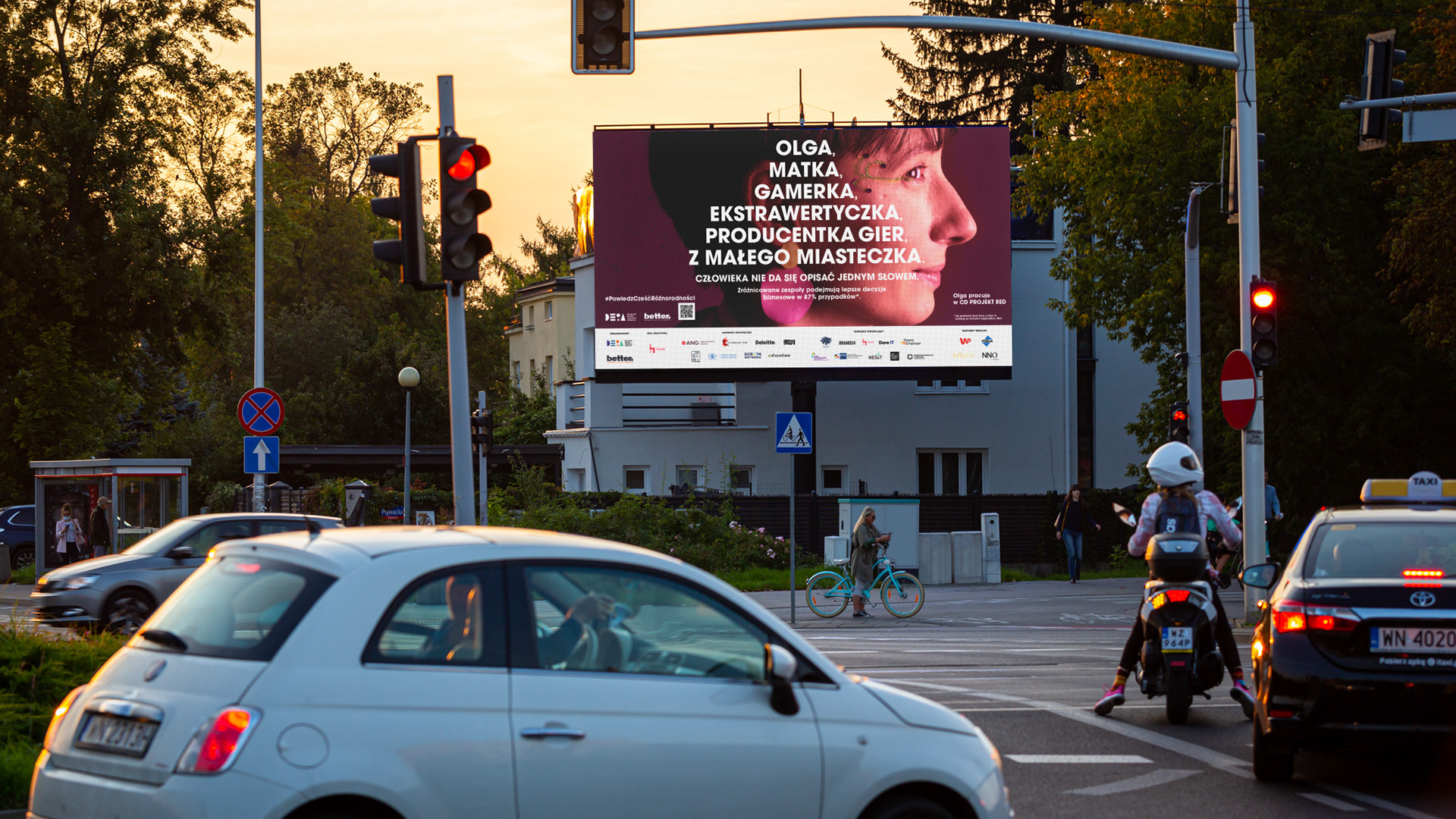Reklama Warszawa, ul. Racławicka Wołoska  Rondo Schumana - tablica reklamowa, ekran LED.jpg